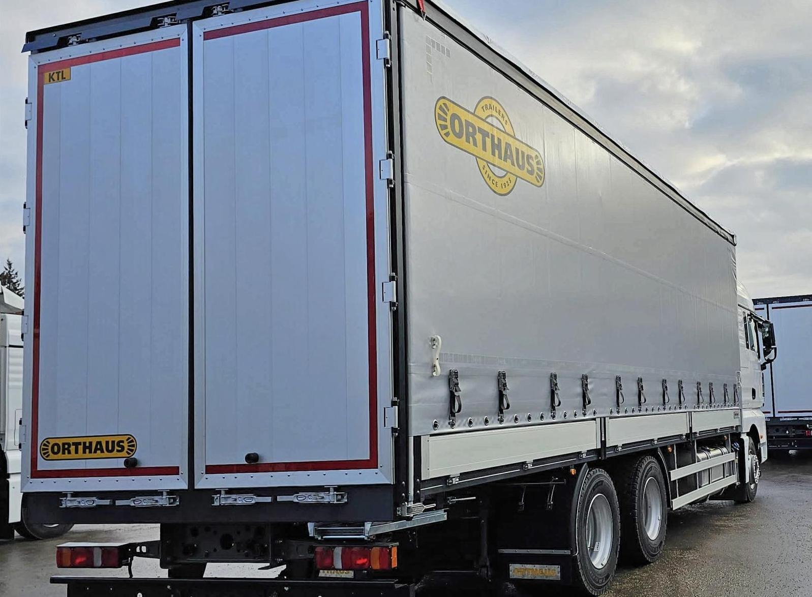 Автомобиль бортовой с тентом SITRAK | СИТРАК 6x2, 400 л.с. с АКПП