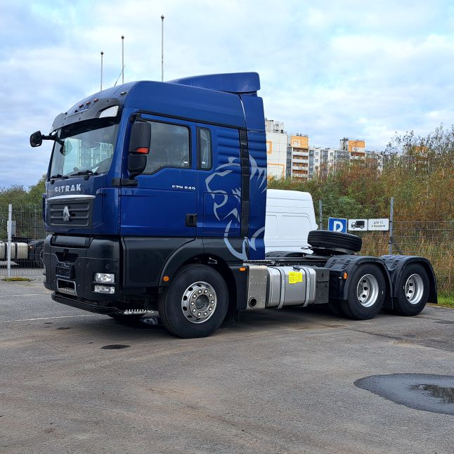 SITRAK C7H 6Х4 МКПП ZF, усиленные рессоры