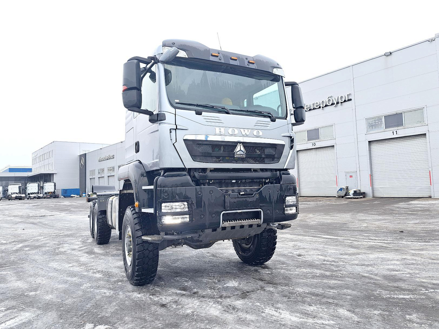 Шасси HOWO T5G 6x6: простое решение для сложных задач 