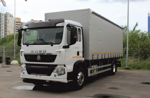 Автомобиль бортовой с тентом Howo T5G 4x2, 280 л.с. с АКПП .