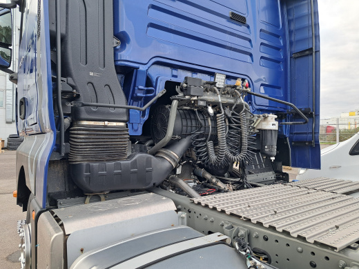 SITRAK C7H 6Х4 МКПП ZF, усиленные рессоры