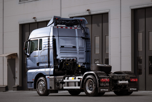 SITRAK C7H MAX 4Х2 | цвет кабины Васильковый