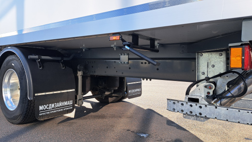 Рефрижератор Howo T5G 4x2 + ХОУ + гидроборт