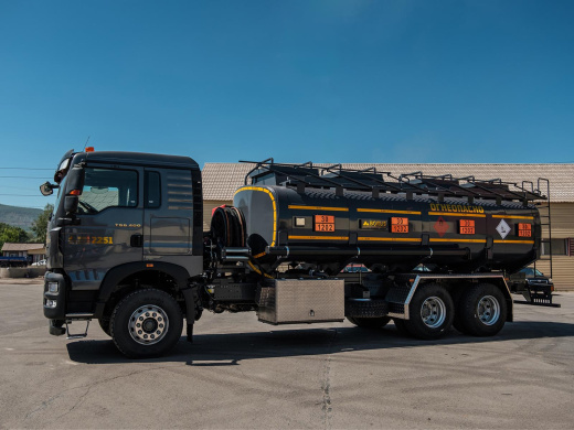 Автотопливозаправщик (АТЗ-20/4) HOWO T5G