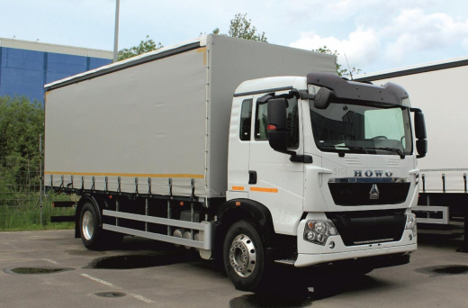 Автомобиль бортовой с тентом Howo T5G 4x2, 280 л.с. с АКПП .