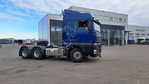 SITRAK C7H 6Х4 МКПП ZF, усиленные рессоры