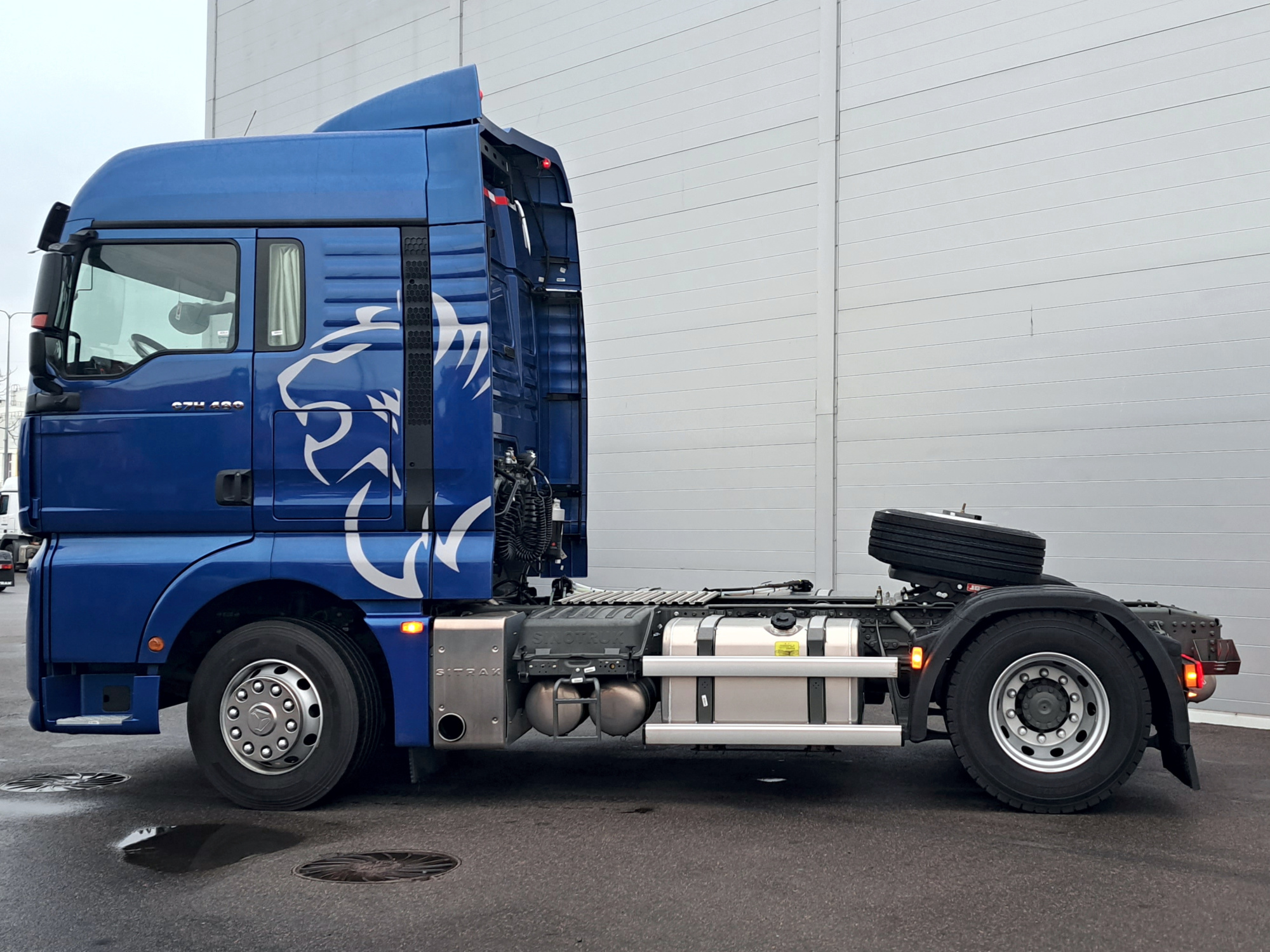 SITRAK C7H MAX 4Х2 | цвет кабины Синий